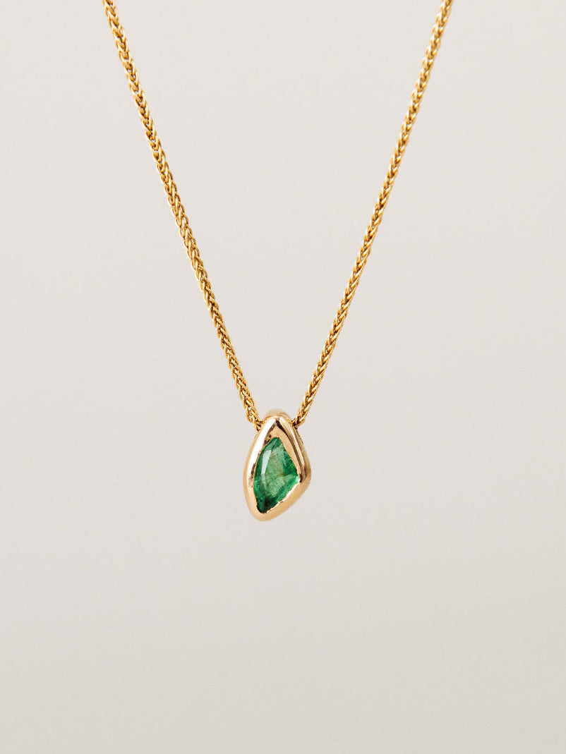 EMERALD CHARM